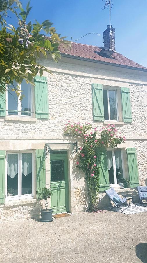 Wisteria Cottage Fleurines Esterno foto