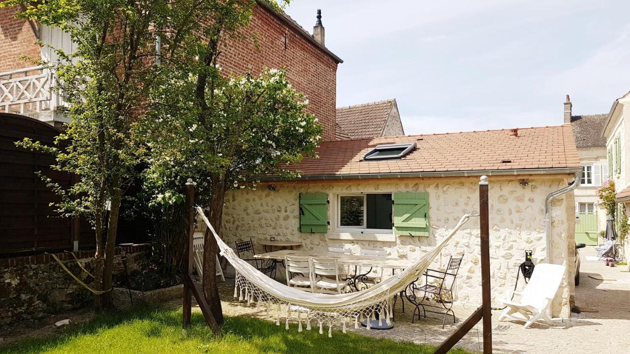 Wisteria Cottage Fleurines Esterno foto